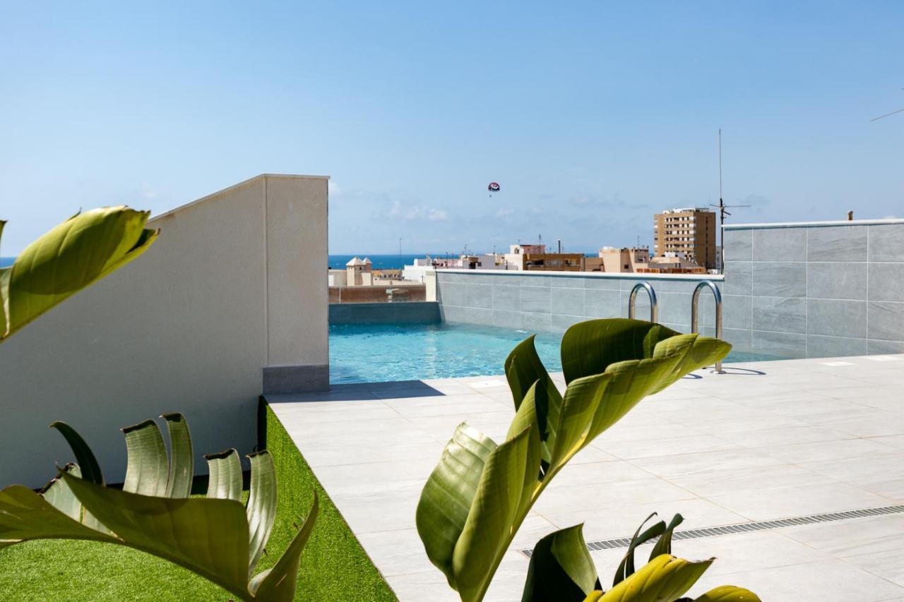 Moderno Apartamento Scandic, Playa Del Cura ตอร์เรเวียคา ภายนอก รูปภาพ