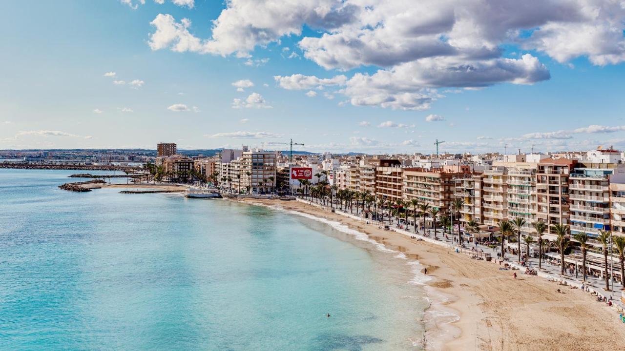 Moderno Apartamento Scandic, Playa Del Cura ตอร์เรเวียคา ภายนอก รูปภาพ