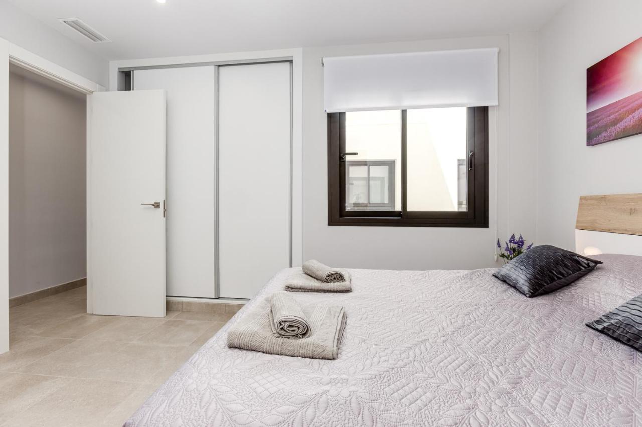 Moderno Apartamento Scandic, Playa Del Cura ตอร์เรเวียคา ภายนอก รูปภาพ