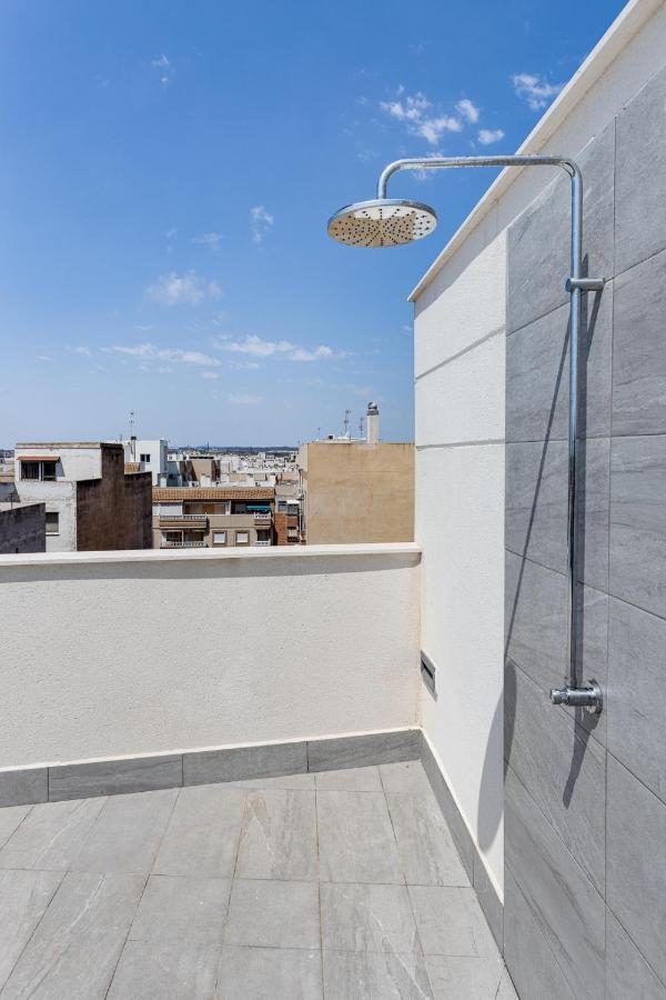 Moderno Apartamento Scandic, Playa Del Cura ตอร์เรเวียคา ภายนอก รูปภาพ